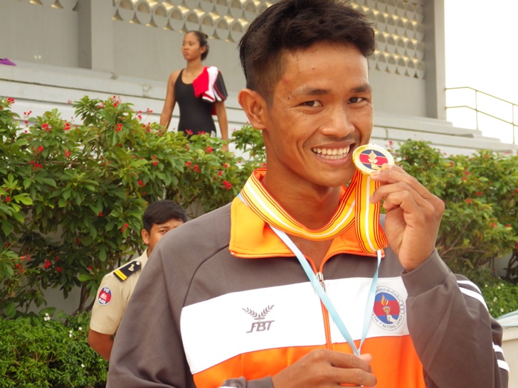 【カンボジア水泳連盟 選手紹介】メコン川から世界へ羽ばたいたチームリーダー